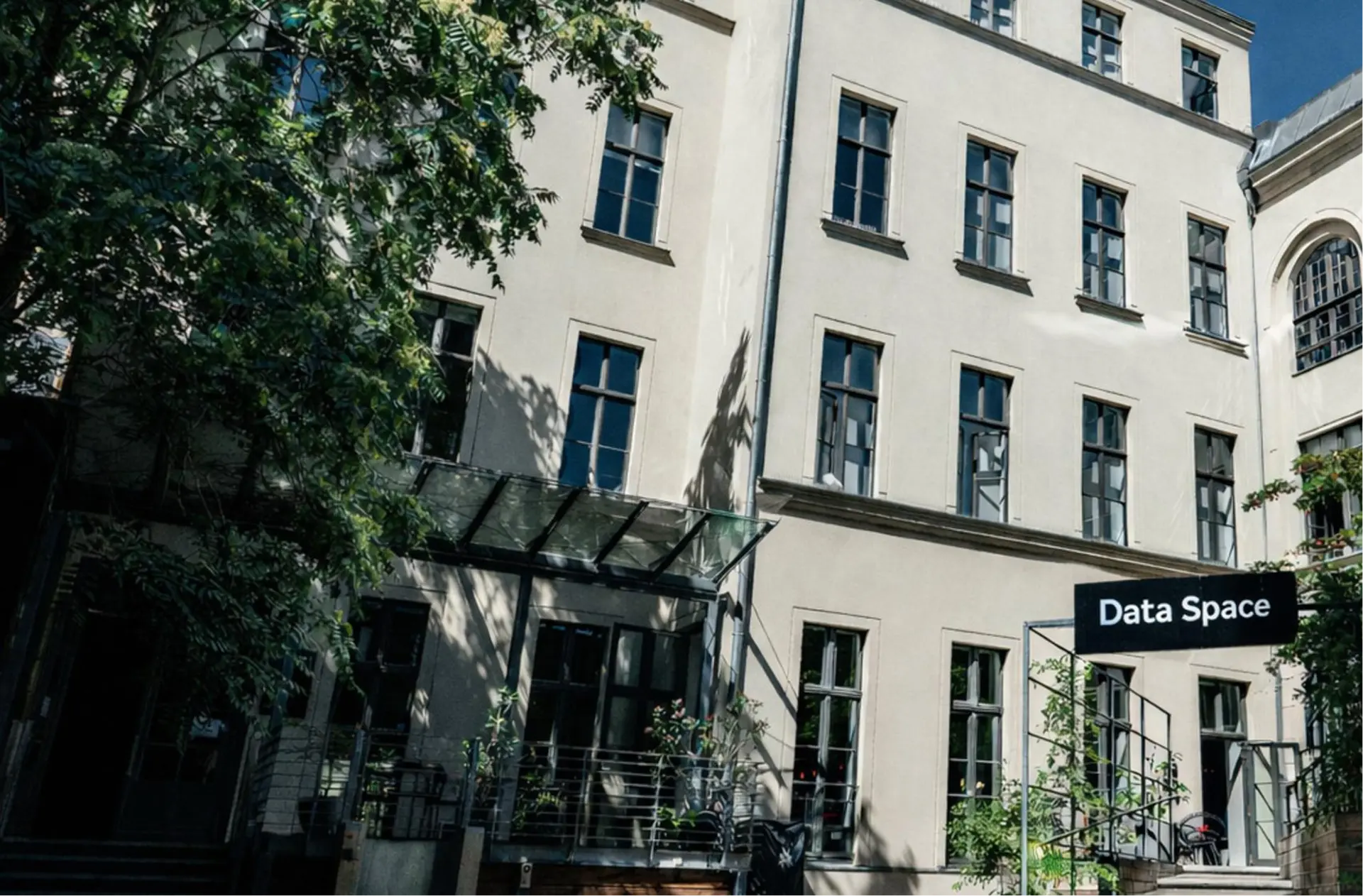 Außenansicht des Veranstaltungsgebäudes in Berlin